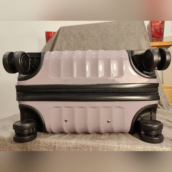 [NWT] Tumi 19 Degree Continental Expandable Carry-On Polycarbonate ($795 Retail) - Picture 6 of 16